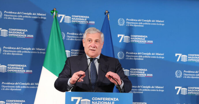 Campania, Tajani scrive ai dirigenti di Forza Italia per superare FdI: “Mobilitiamoci, saremo determinanti per Cirielli”