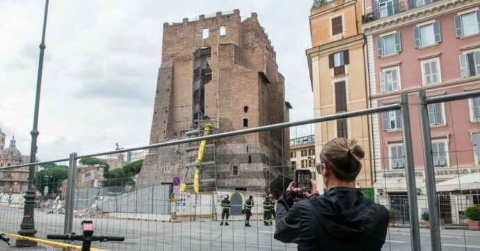 La Torre dei Conti, sopravvissuta a tre terremoti, ora è sventrata da Pnrr (e indignati dell’ultima ora)
