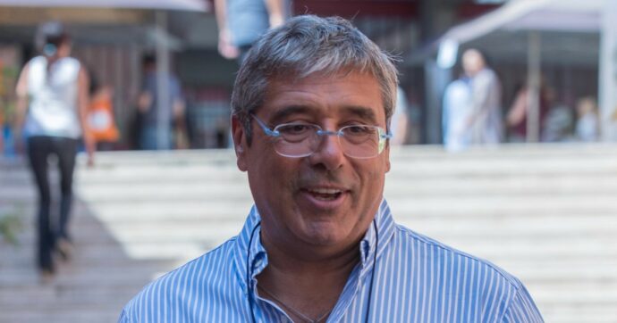 Inchiesta in Sicilia su appalti e sanità, durante le perquisizioni sequestrati a Totò Cuffaro 80mila euro in contanti