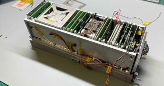 Per la prima volta nella storia un satellite è stato controllato da un’intelligenza artificiale nello spazio