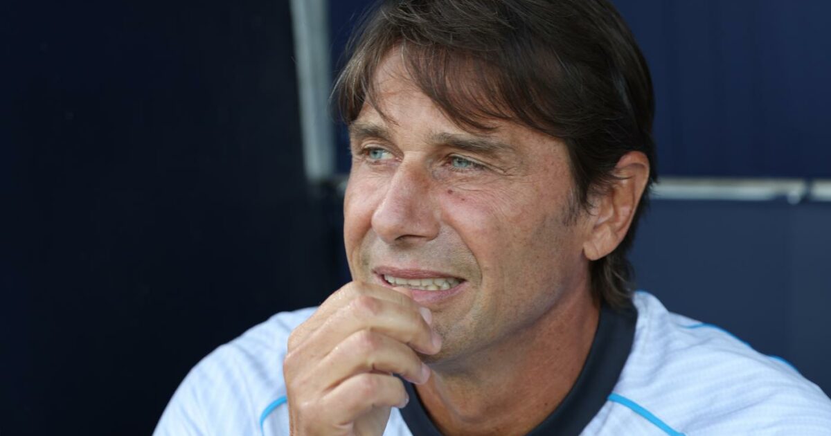 napoli conte non sta dirigendo l8217allenamento a castel volturno assente per qualche giorno