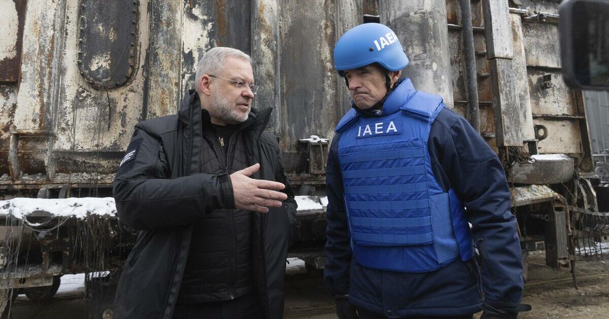 Corruzione in Ucraina, sospeso il ministro della giustizia: “Giro di tangenti da 100 milioni di dollari” Corruzione in Ucraina, sospeso il ministro della giustizia: “Giro di tangenti da 100 milioni di dollari”