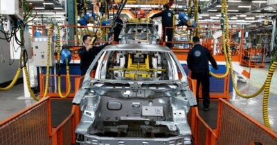 Copertina di Il rimbalzo finto dell’industria: in nove mesi -0,7% sul 2024