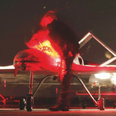 Copertina di Anche l’Italia vuole i suoi droni: l’idea di produrli in casa o insieme a Ucraina e Polonia