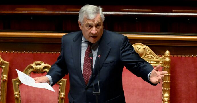 Copertina di Farnesina, piovono soldi per gli uomini di Tajani