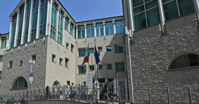 Monia Bortolotti assolta dall’accusa di aver ucciso i suoi due bambini di 4 e 2 mesi