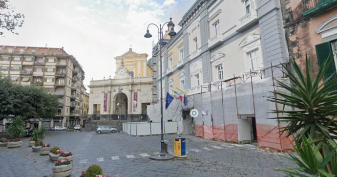 Le intercettazioni tra il cassiere del clan e il consigliere di Castellammare di Stabia: “Dobbiamo fare cose importanti”