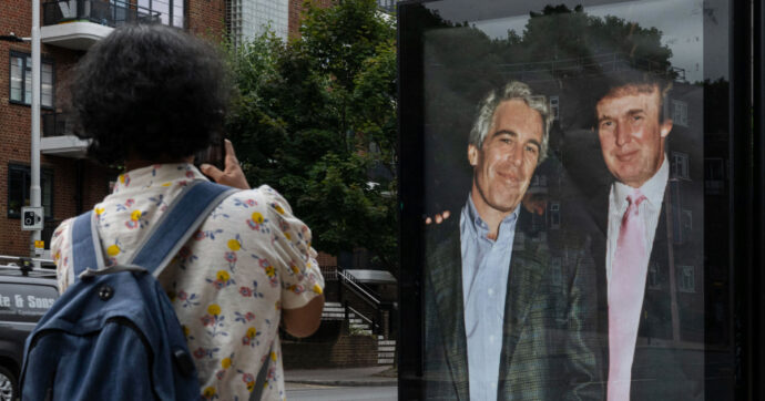 Epstein, la mail del 2018: “Sono l’unico che può abbattere Trump”. La Camera voterà sulla pubblicazione dei documenti