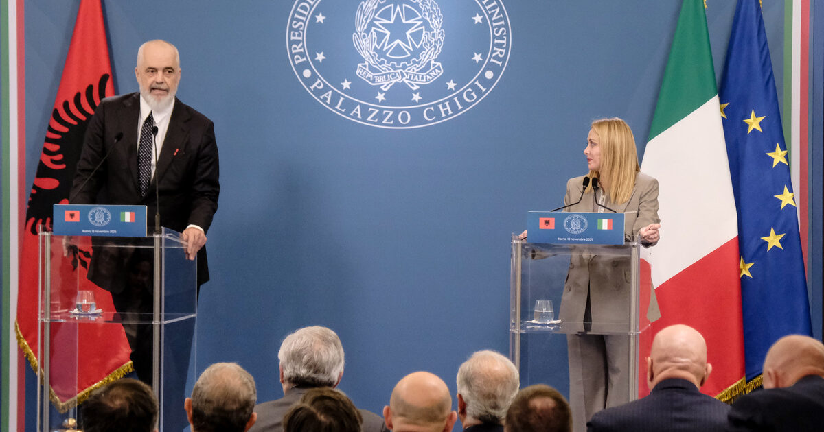 Meloni vede Rama: “I centri in Albania? Se non funzionano non è colpa mia”. Conte e Schlein: “Ha sprecato un miliardo”