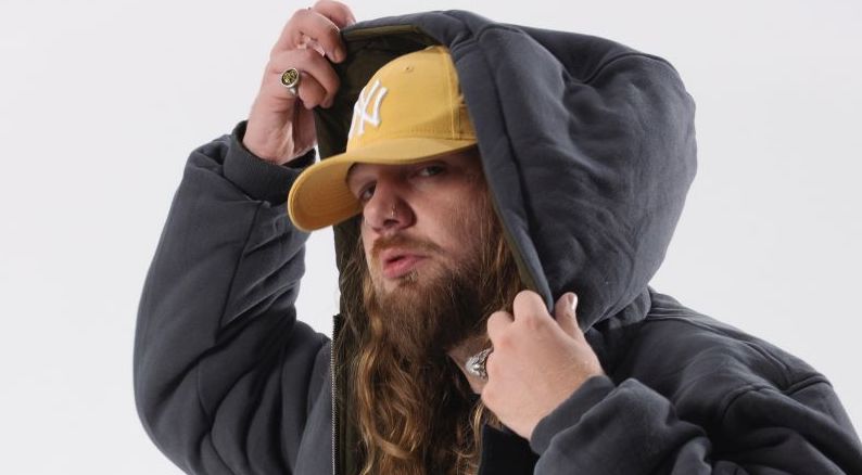 “Ho scoperto che avevo un tumore maligno per caso. È difficile essere onesti perché tra tanti imbroglioni l’onesto sembra un cogl*one”: gli incubi di Nitro