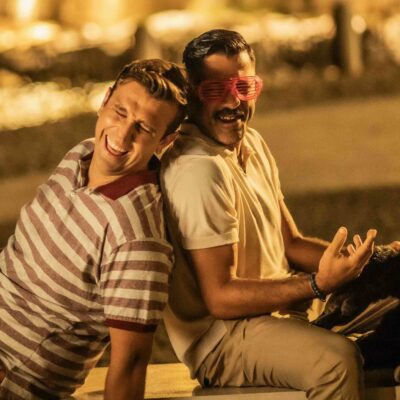 Copertina di “I ragazzi di oggi sono allo sbando, in completa solitudine. Gli anziani sono terapeutici. Ecco perché uniamo due generazioni”: Pio e Amedeo neo registi con “Oi Vita Mia”