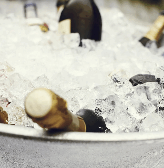 “Quel prosecco può scoppiare o frantumarsi da solo causando ferite da taglio”: un milione di bottiglie ritirate in Usa