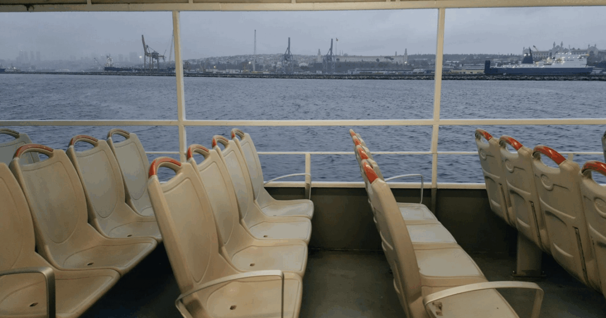 “Sullo schermo del traghetto è apparso un film porno, i bambini correvano e urlavano, i genitori chiedevano di toglierlo, un caos”: lo ‘sfortunato episodio’ a bordo di una nave passeggeri “Sullo schermo del traghetto è apparso un film porno, i bambini correvano e urlavano, i genitori chiedevano di toglierlo, un caos”: lo ‘sfortunato episodio’ a bordo di una nave passeggeri