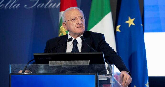 Campania, i guai che lascia De Luca: sanità, trasporti, indagati