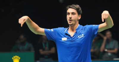 Copertina di L’Italia si affida a Lorenzo Sonego: è convocato per le Final 8 di Coppa Davis. Volandri: “Siamo pronti a far bene, la squadra è forte”