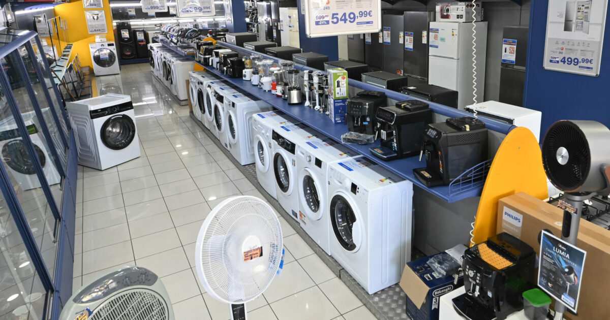 Bonus elettrodomestici fino a 200 euro, domande al via martedì. Fino a 200 euro per chi rottama vecchi apparecchi Bonus elettrodomestici fino a 200 euro, domande al via martedì. Fino a 200 euro per chi rottama vecchi apparecchi