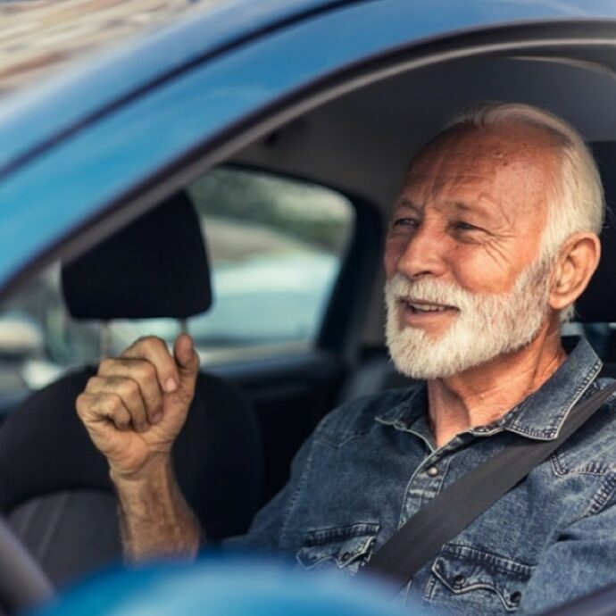 Quasi una persona su due ha paura di essere meno desiderabile o rilevante invecchiando: si chiama Sindrome di Dorian Gray e non è solo una questione di vanità