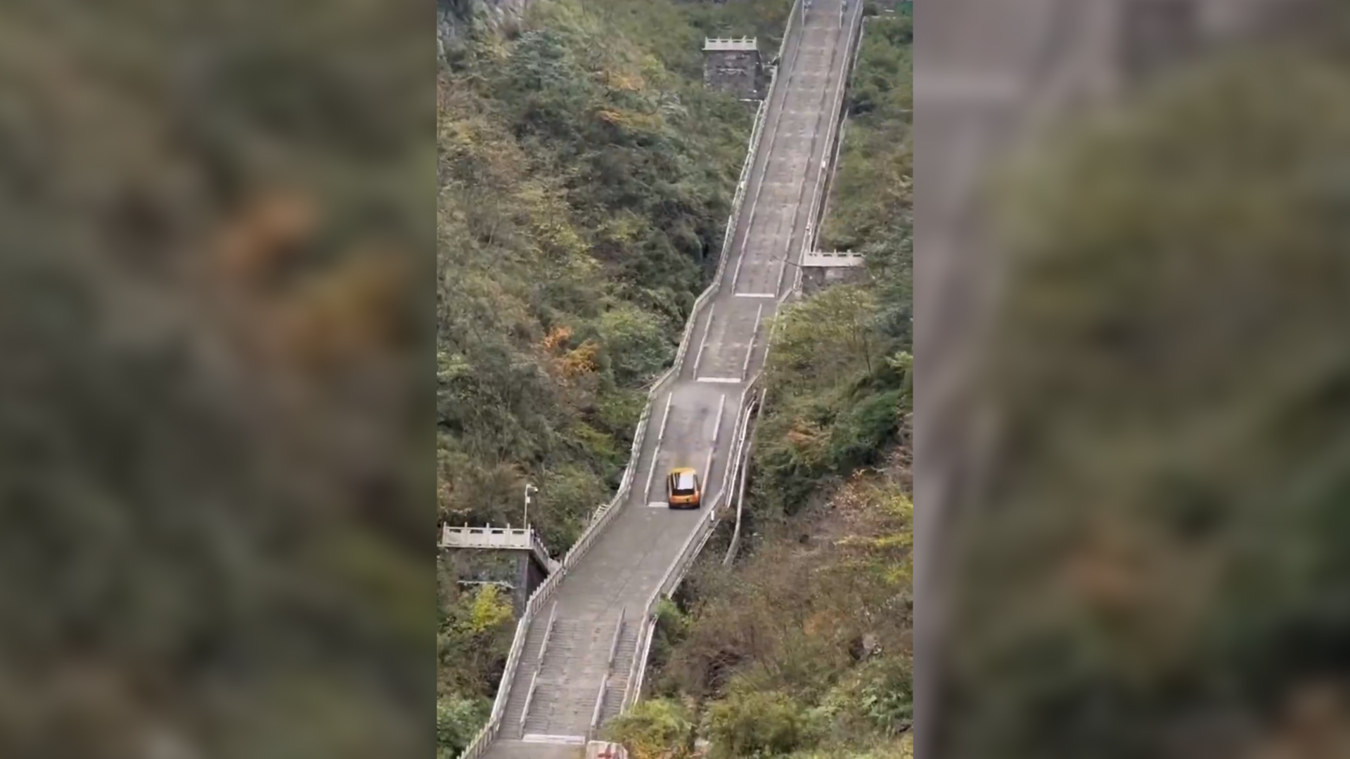 la promozione del nuovo suv elettrico 232 un fallimento l8217auto prova a sfidare la scalinata ma scivola all8217indietro 8211 video da Ilfattoquotidiano.it la promozione del nuovo suv elettrico 232 un fallimento l8217auto prova a sfidare la scalinata ma scivola all8217indietro 8211 video