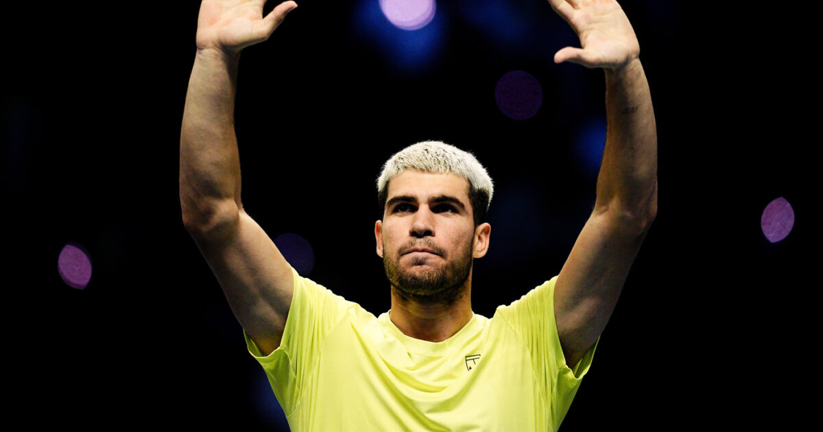 Atp Finals, Alcaraz mette pressione a Sinner: “Io sono il numero 1 ma a Torino è lui il favorito” Atp Finals, Alcaraz mette pressione a Sinner: “Io sono il numero 1 ma a Torino è lui il favorito”