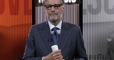 Copertina di “Io vi dico che siete degli stronzi ma non mi intimidite. La settimana prossima vengo lì, non occorre portare una mazza, basta il cervello se l’avete”: Paolo Del Debbio agli aggressori della troupe di Dritto e Rovescio