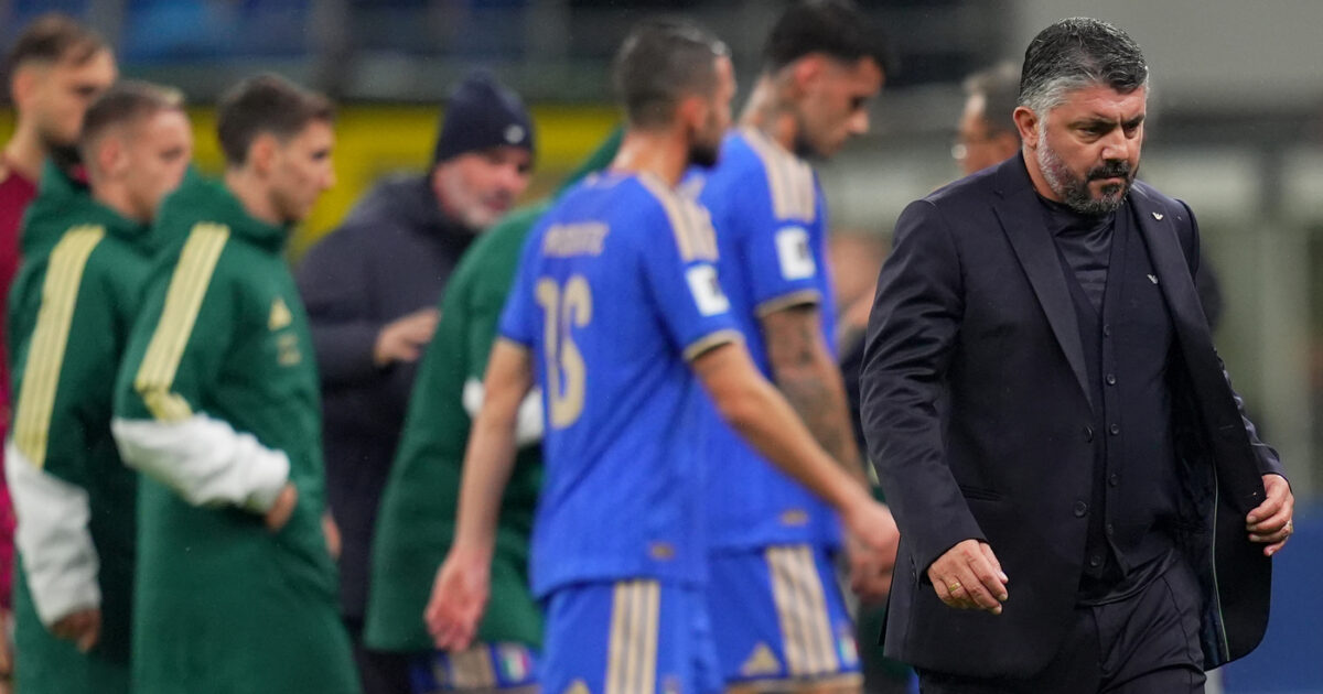 Italia, che figuraccia: la Norvegia ne fa quattro in un tempo a San Siro. Gattuso: “Dobbiamo chiedere scusa ai tifosi” Italia, che figuraccia: la Norvegia ne fa quattro in un tempo a San Siro. Gattuso: “Dobbiamo chiedere scusa ai tifosi”