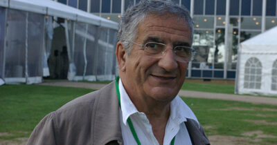 Copertina di Xavier Emmanuelli morto a Parigi: era stato tra i fondatori di Medici senza frontiere