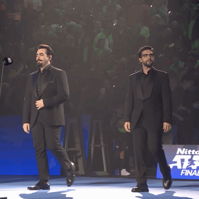 Il Volo canta l’Inno di Mameli prima del trionfo di Jannik Sinner alle ATP Finals 2025  – IL VIDEO