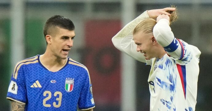 “Mancini ha iniziato a toccarmi il sedere. Eravamo 1 a 1, da lì mi sono caricato e ho segnato due gol. Lo ringrazio”: il racconto di Haaland