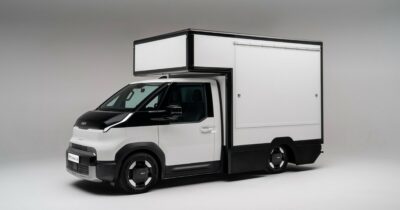 Copertina di Solutrans 2025, Kia presenta il PV5 Chassis Cab con il nuovo ecosistema per le imprese