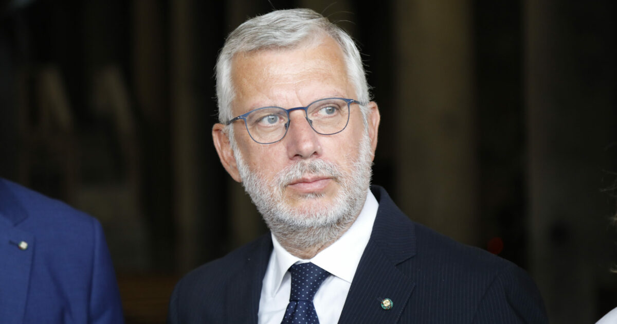 Francesco Saverio Garofani, chi è il consigliere di Mattarella tirato in ballo da La Verità e attaccato da Fdi (e non è la prima volta) Francesco Saverio Garofani, chi è il consigliere di Mattarella tirato in ballo da La Verità e attaccato da Fdi (e non è la prima volta)