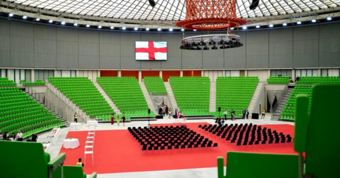 Perché fatico a digerire la miniaturizzazione del palasport di Genova