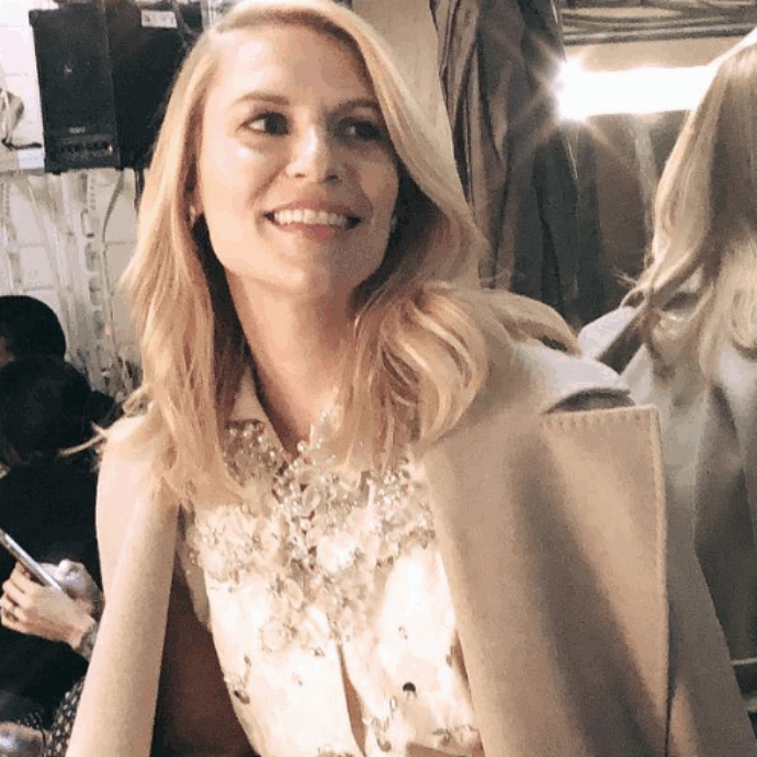 “Quando sono diventata madre ero così vecchia. Ho provato una strana vergogna, come se fossi stata sorpresa a fornicare oltre al limite”: parla Claire Danes