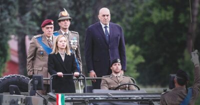 Copertina di Crosetto: “armi a Kiev solo per prendere tempo”