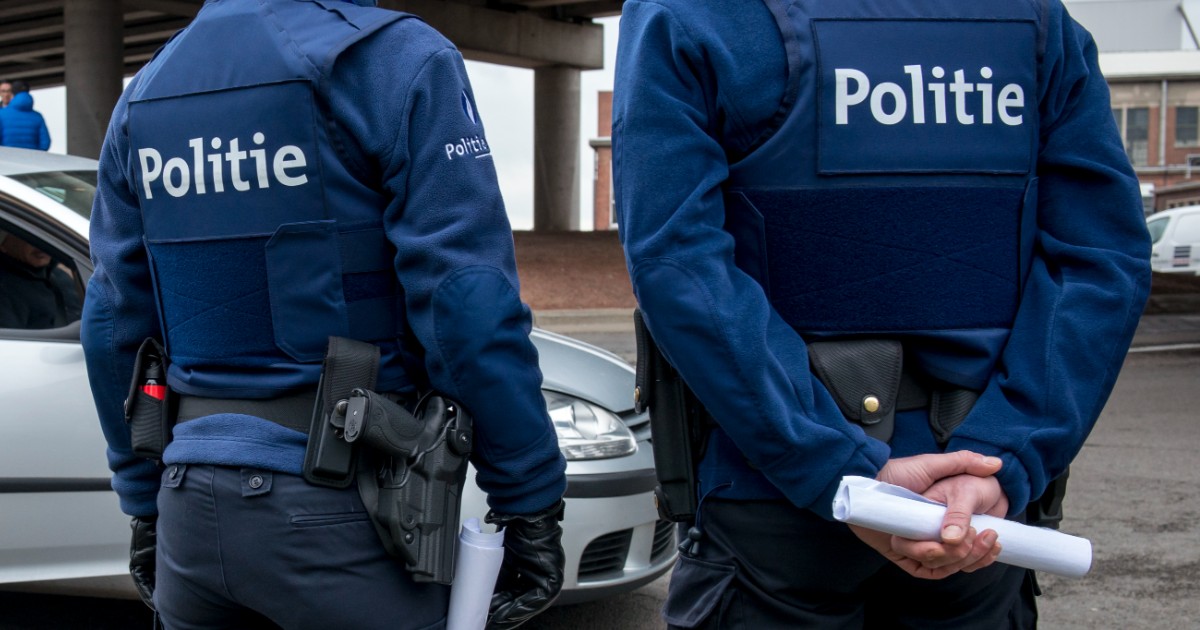 pianificavano attentato contro il procuratore di bruxelles julien moinil otto fermi