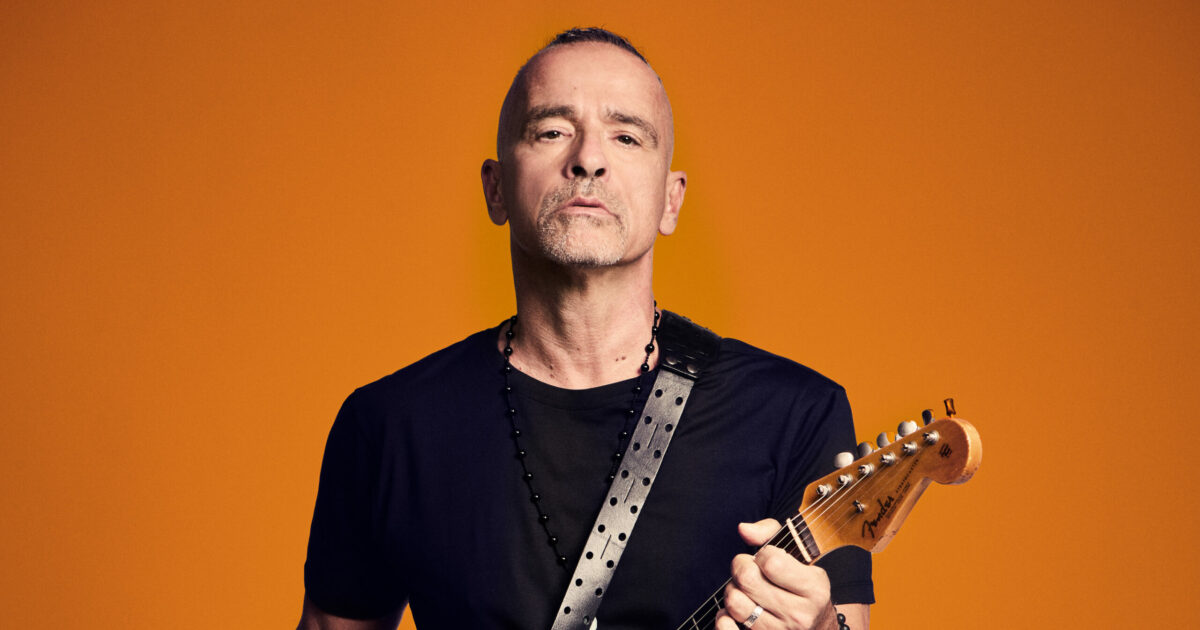 Eros Ramazzotti: “L’Italia è casa mia nel bene e nel male. Ha tanti problemi che si potrebbero risolvere. C’è gente con una gran testa, ma non si applica molto. Mi inginocchierei sui ceci un duetto con Lady Gaga”