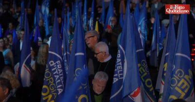 Copertina di Armi a Kiev sì o no? La base del centrodestra in Veneto è divisa: leghisti compatti per il no, militanti di FdI a favore (ma con qualche defezione) – Video