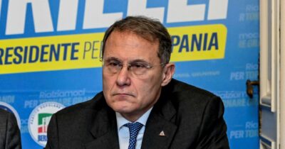 Copertina di Meloni ammette: “La Campania? Difficile vincere: serviva   partire prima”