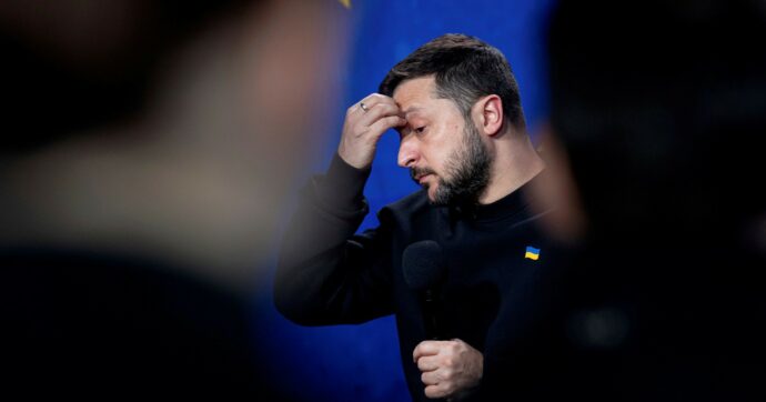 Ucraina, nuovo piano Usa-Russia: addio a Zelensky, Crimea e Donbass
