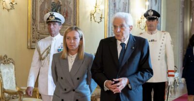 Copertina di Meloni va al Colle e insiste “Garofani è inopportuno”