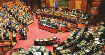 Copertina di Manovra, gli emendamenti “segnalati” della destra: dagli affitti brevi a una pioggia di mancette