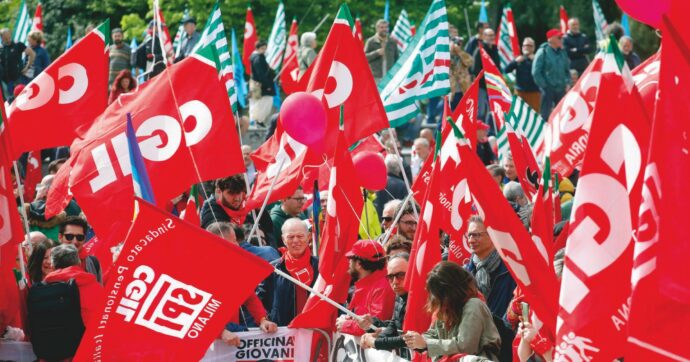 Cgil: “Promessa promozione a chi lascia il sindacato”