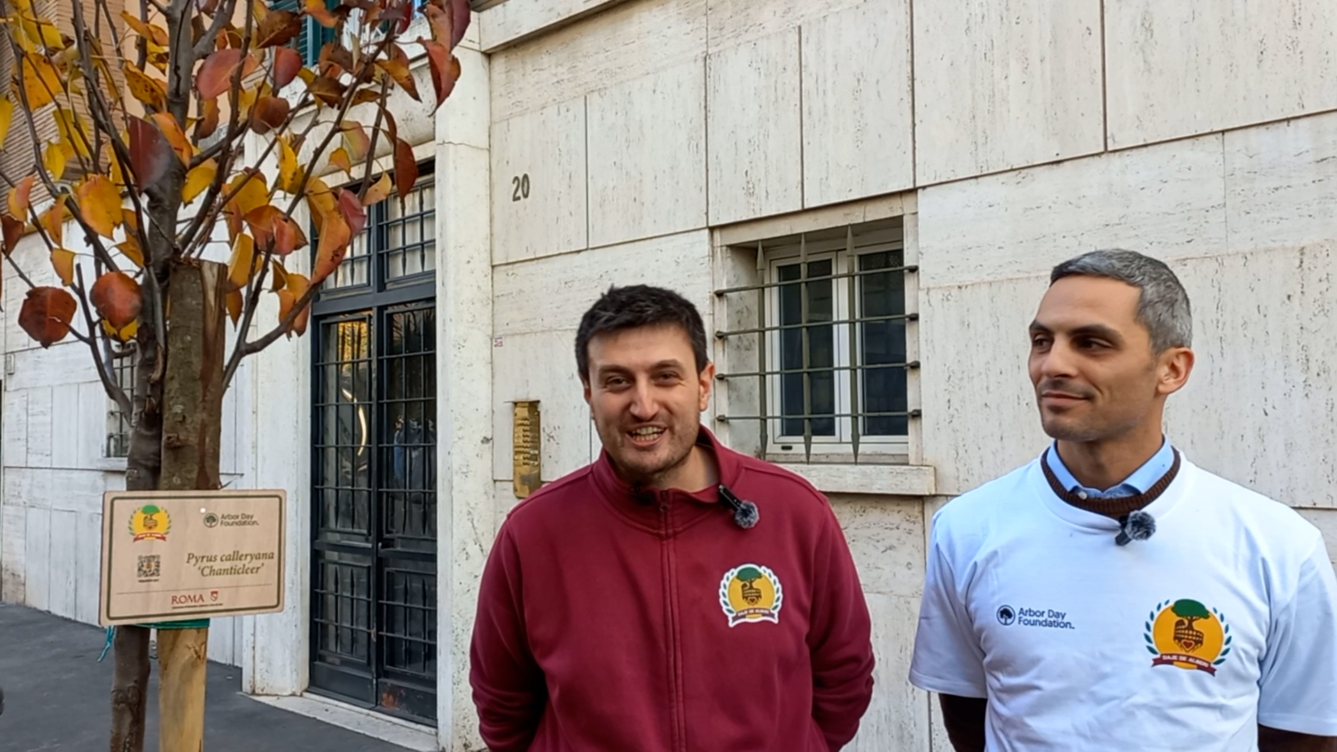“Piantati 30 nuovi alberi di diverse specie”: così il Municipio 2 di Roma torna a fiorire. L’iniziativa di Daje De Alberi con l’Arbor Day Foundation “Piantati 30 nuovi alberi di diverse specie”: così il Municipio 2 di Roma torna a fiorire. L’iniziativa di Daje De Alberi con l’Arbor Day Foundation