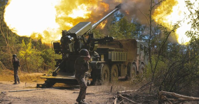 Ucraina, Zelensky alle strette: “Lavoriamo con Trump”. Ue: “Colpire Mosca”