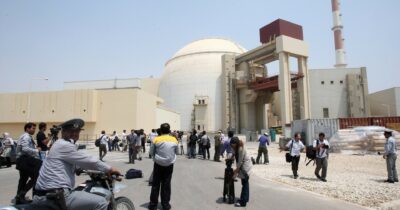 Copertina di Netanyahu, altro che guerra all’Iran: l’amico russo fa affari con l’atomo