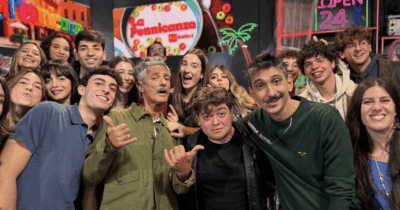 Copertina di “Amici della Rai, mi verrebbe da dire una parola che inizia con la ‘v’ e finisce con ‘ergognatevi’, non avete preso i diritti della coppa Davis e rompete le pa*** a Sinner?”: parla Fiorello