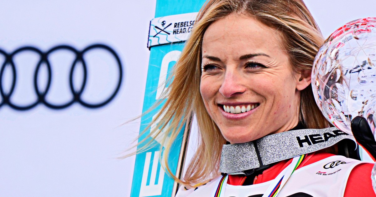 terribile caduta in allenamento per lara gut lesione al ginocchio carriera a rischio per la campionessa di sci