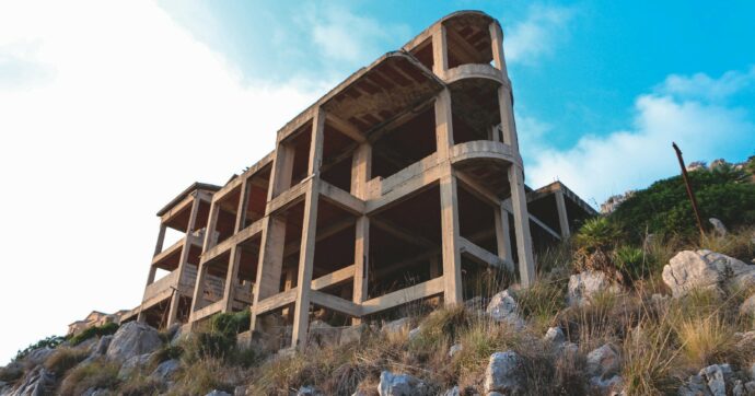 “Sui condoni segnale devastante, così incentivano i futuri abusi”