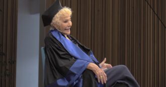 Copertina di Ornella Vanoni, una delle ultime apparizioni in pubblico: l’emozione per la laurea ad honorem alla Statale