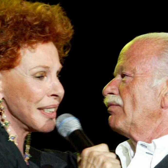 “Volevo tenere una foca nella vasca dell’hotel, fui costretto a scambiarla con due pinguini. L’orgasmo? È… come quella che c’è nelle conchiglie”: l’esilarante botta e risposta tra Gino Paoli e Ornella Vanoni