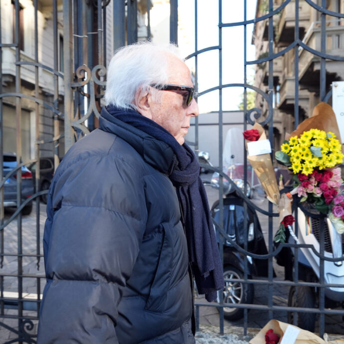 “Guardava la tv e ha chiesto un gelato: quando la sua collaboratrice gliel’ha portato era morta”: Mario Lavezzi in lacrime rivela gli ultimi istanti di Ornella Vanoni